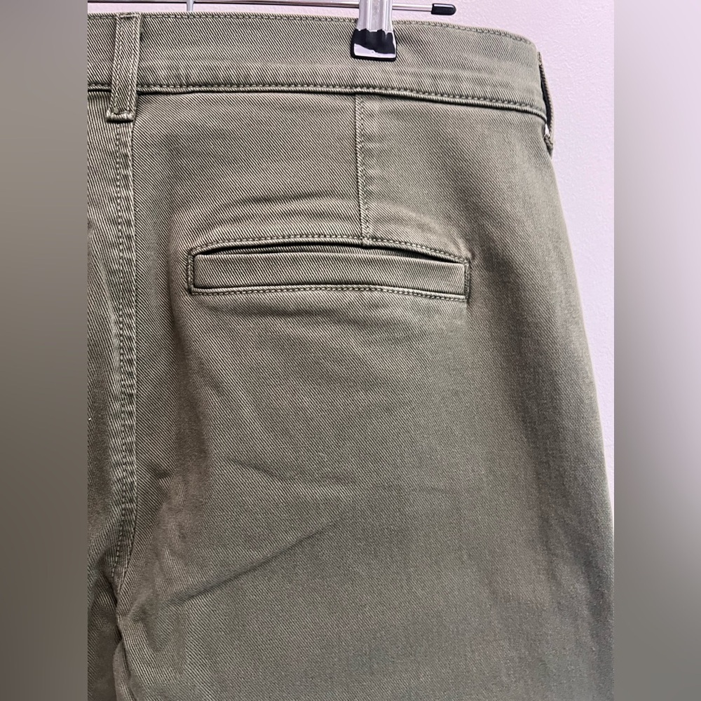 AYR Women’s Khaki Green Straight Wide Leg Cropped Cut Off Pants - Size 29S - Picture 3 of 10